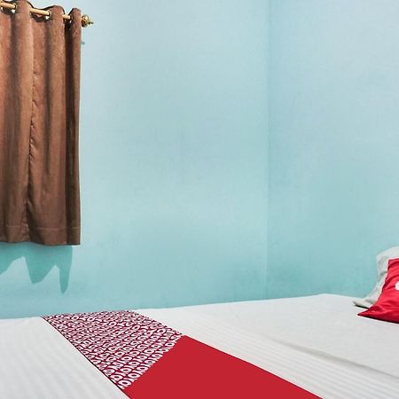 Oyo 91754 Wisma Tiqita Syariah Dżakarta Zewnętrze zdjęcie